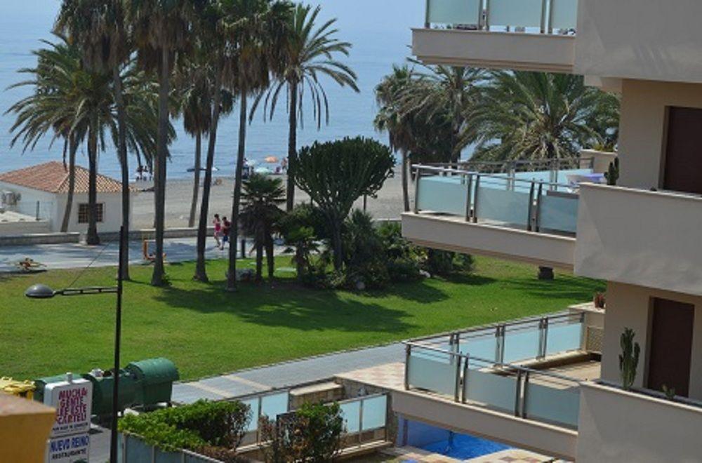 Galindo Beach El Saladillo Hotel Естепона Екстериор снимка