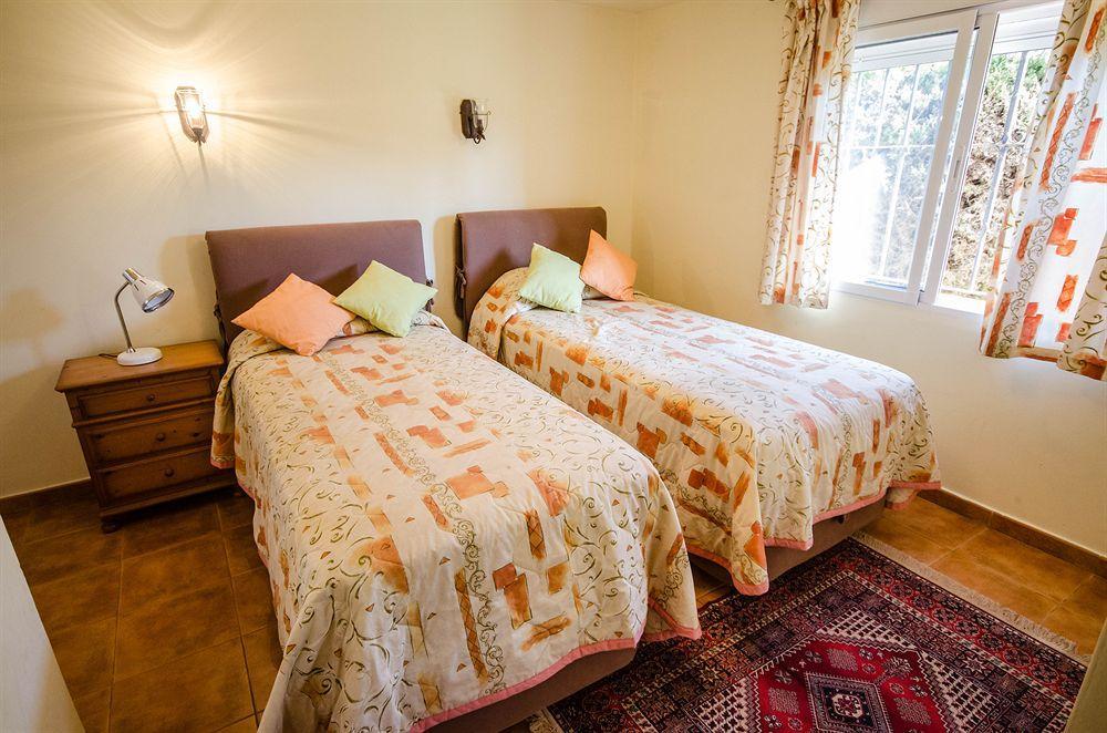 Galindo Beach El Saladillo Естепона Екстериор снимка