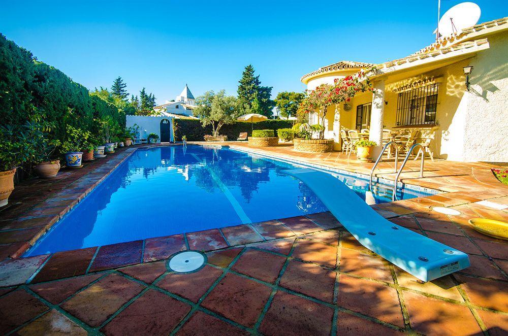 Galindo Beach El Saladillo Естепона Екстериор снимка