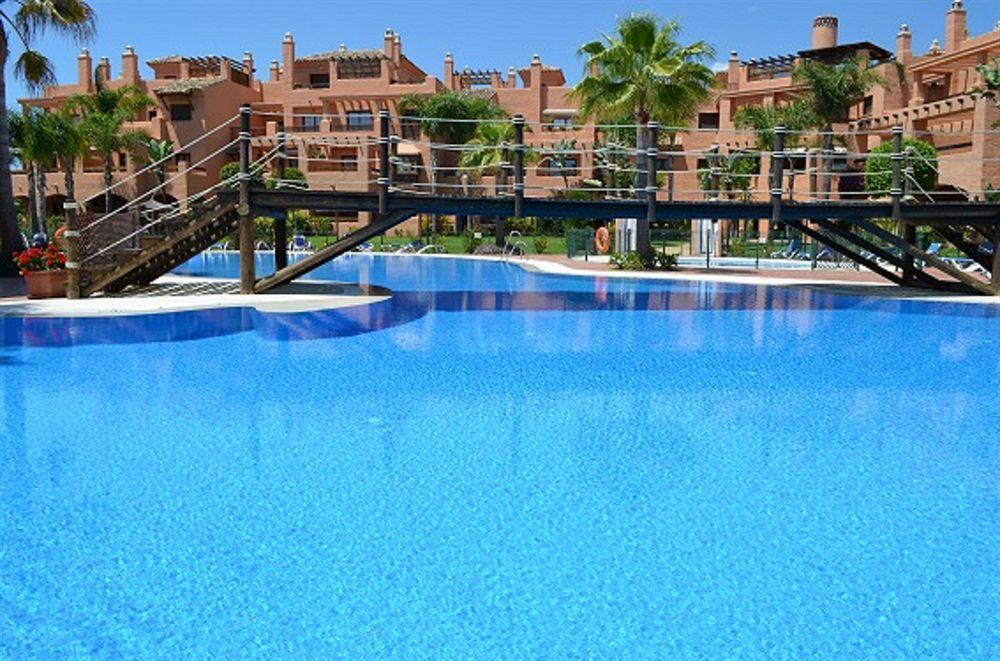 Galindo Beach El Saladillo Hotel Естепона Екстериор снимка