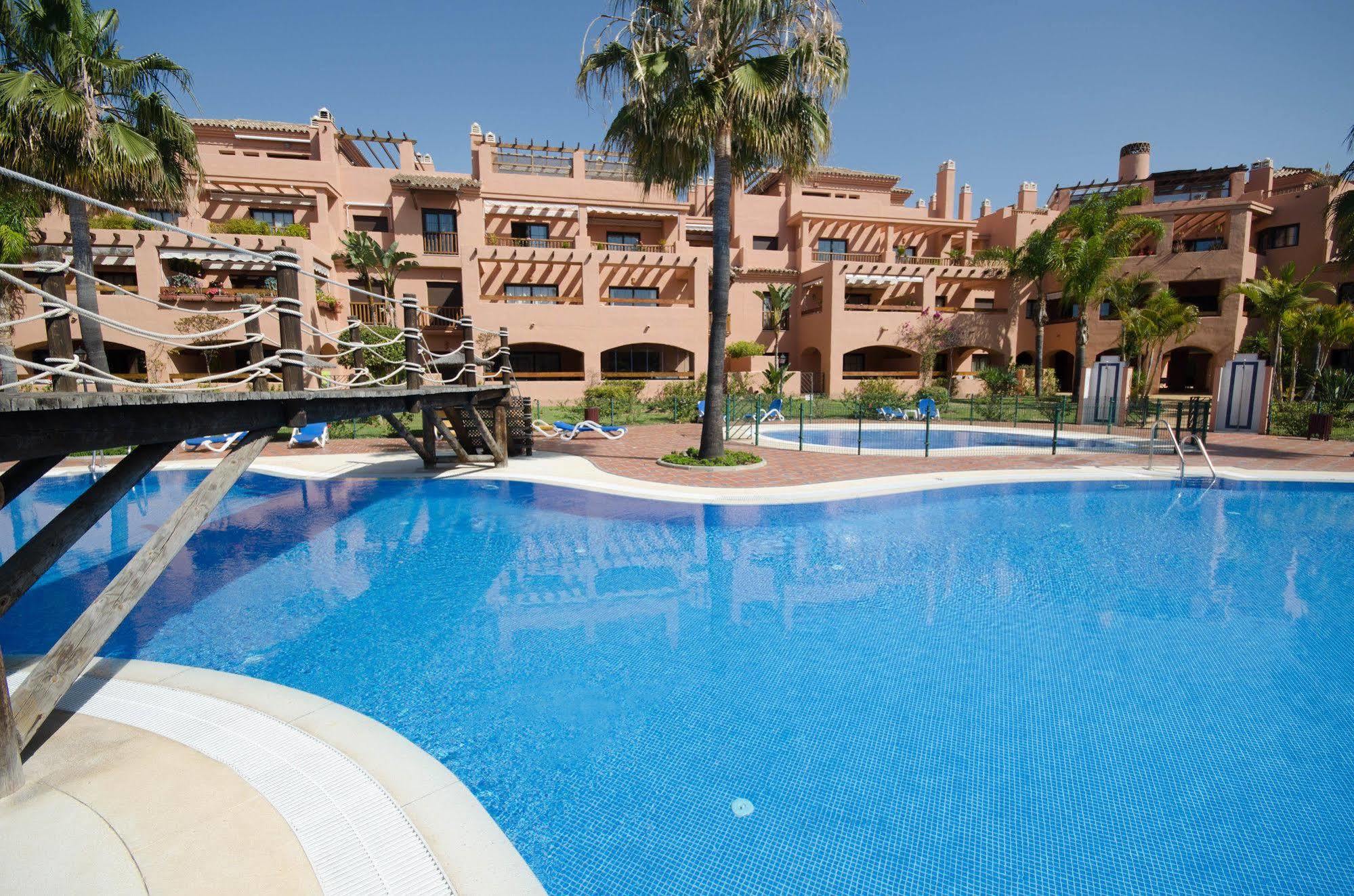 Galindo Beach El Saladillo Естепона Екстериор снимка